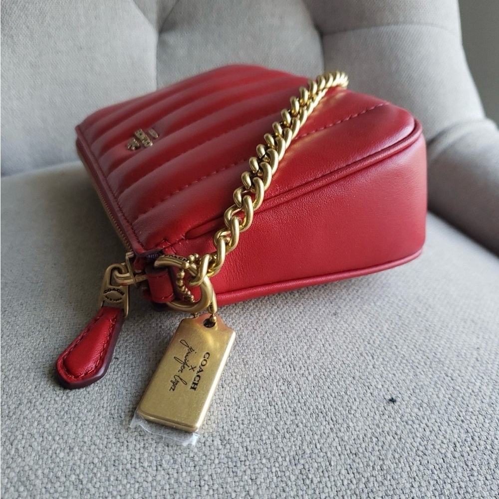 ‼️SOLD‼️COACH LEATHER NOLITA 19 CHAIN  WITH LINEAR QUILTING RED - Picture 2 of 6